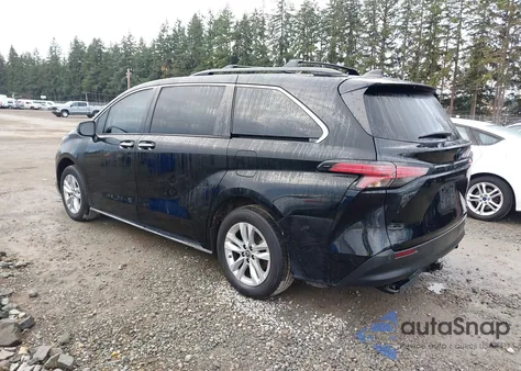 2022 Toyota Sienna Xle Woodland Edition z USA, uszkodzony, nr VIN 5TDASKFC0NS049280